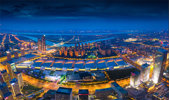 ����ʮ�ߌ�ȫ��ֲ����(li��n)ϵ�Ԓ��չ����ַ